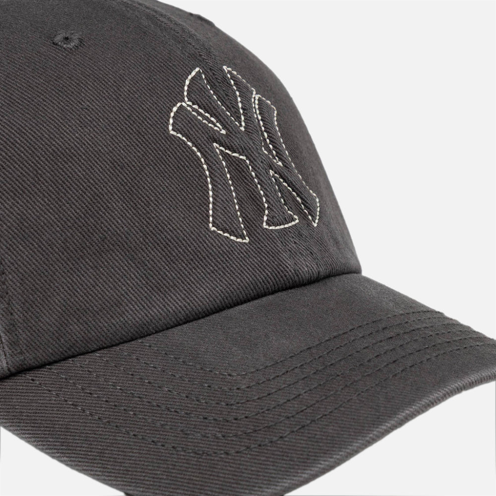 MLB New York Yankees Trailer Clean Up Cap - Men