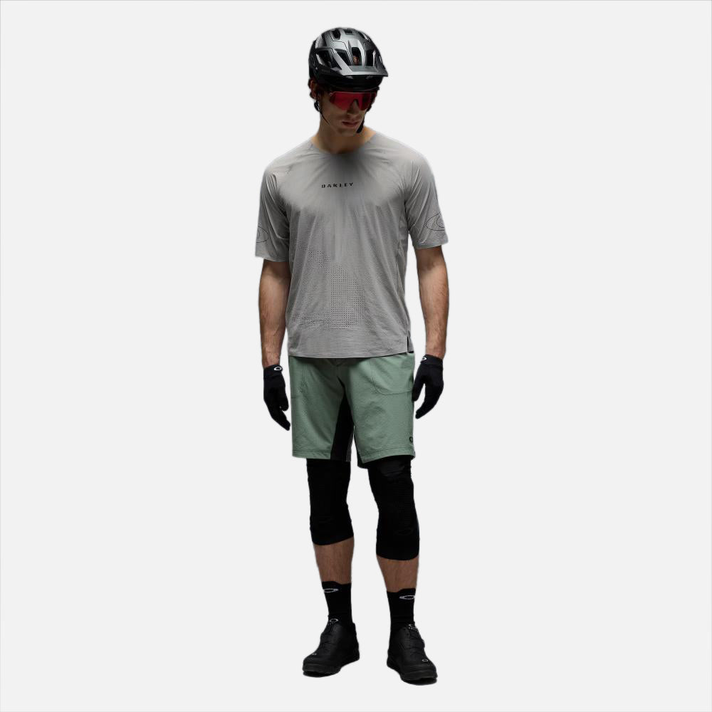 Seeker Whip Lined Short - Men