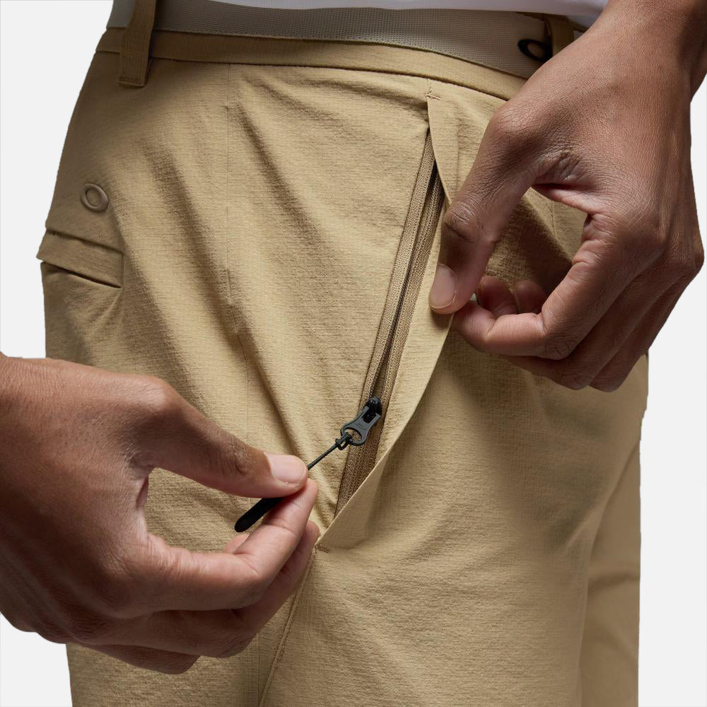 Fusion Chino Pants - Men