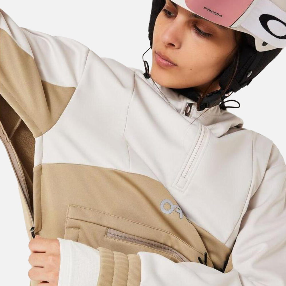 TNP Nose Grab Softshell Hoodie - Women