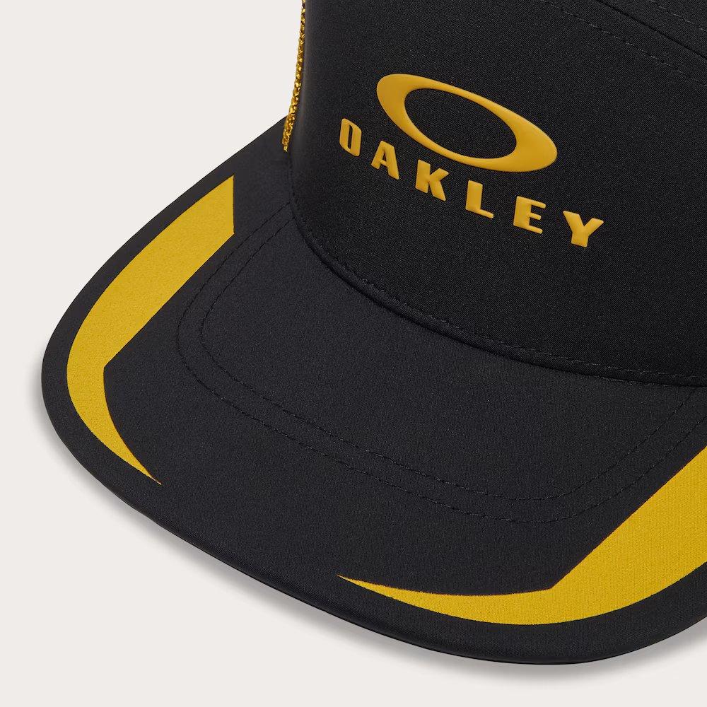 Podium Trucker Hat - Men