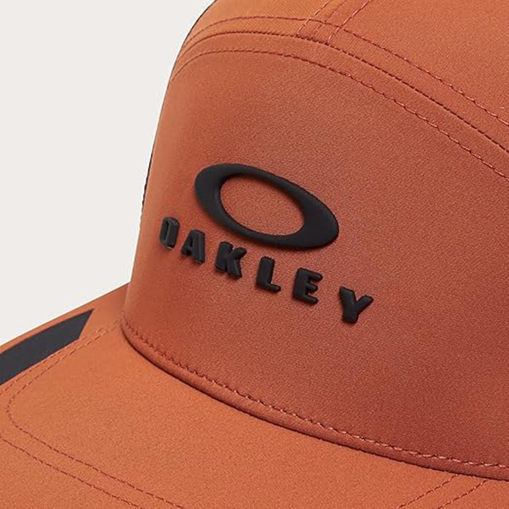 Podium Trucker Hat - Men
