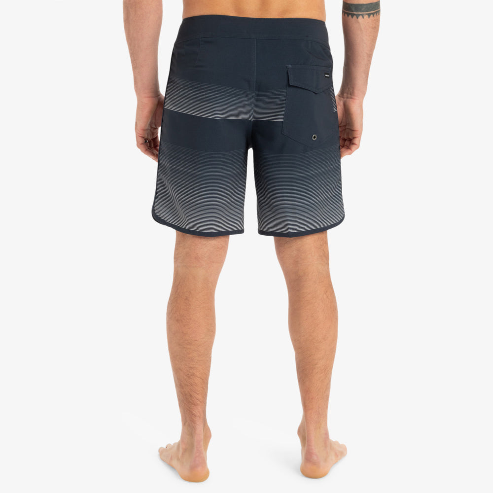 Surfsilk Scallop 18" Boardshorts - Men