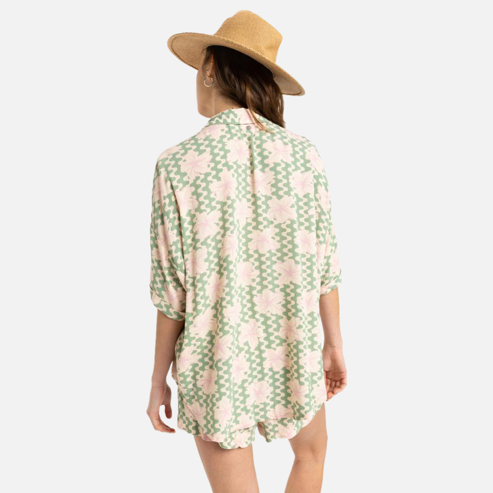Beach Nostalgia Short Sleeves Shirt - Women