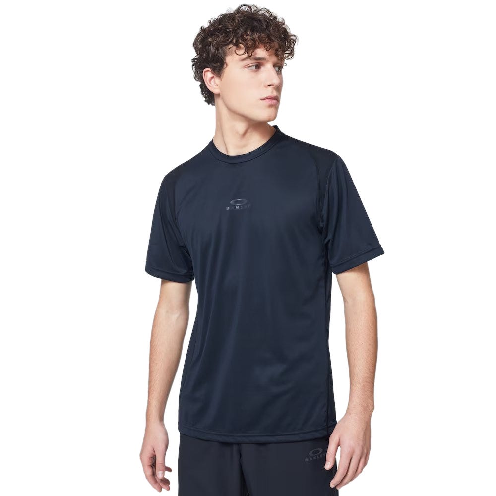 O01FOA400445_02E_1