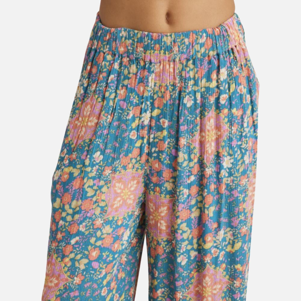 Sunrise Coast Follow Me Elastic Waist Pants - Women
