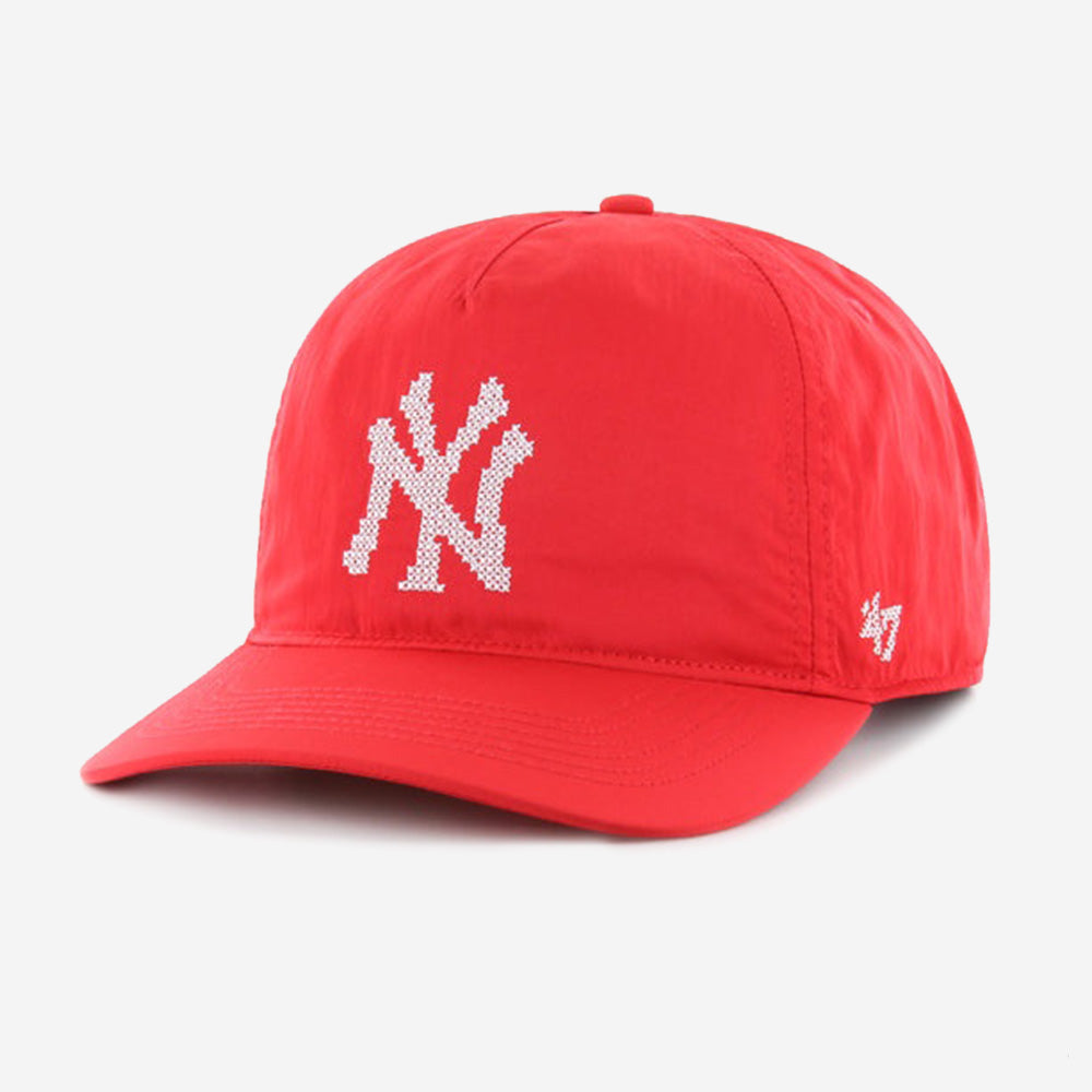 MLB New York Yankees Eight Bit Hero Hitch Cap - Men