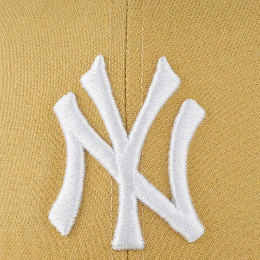 MLB New York Yankees MVP Snapback Cap - Men