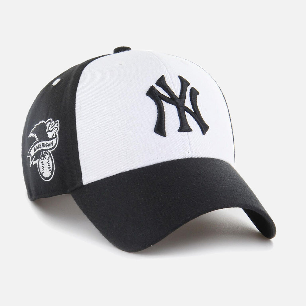 MLB New York Yankees Replica Sure Shot Snapback Cap - Men