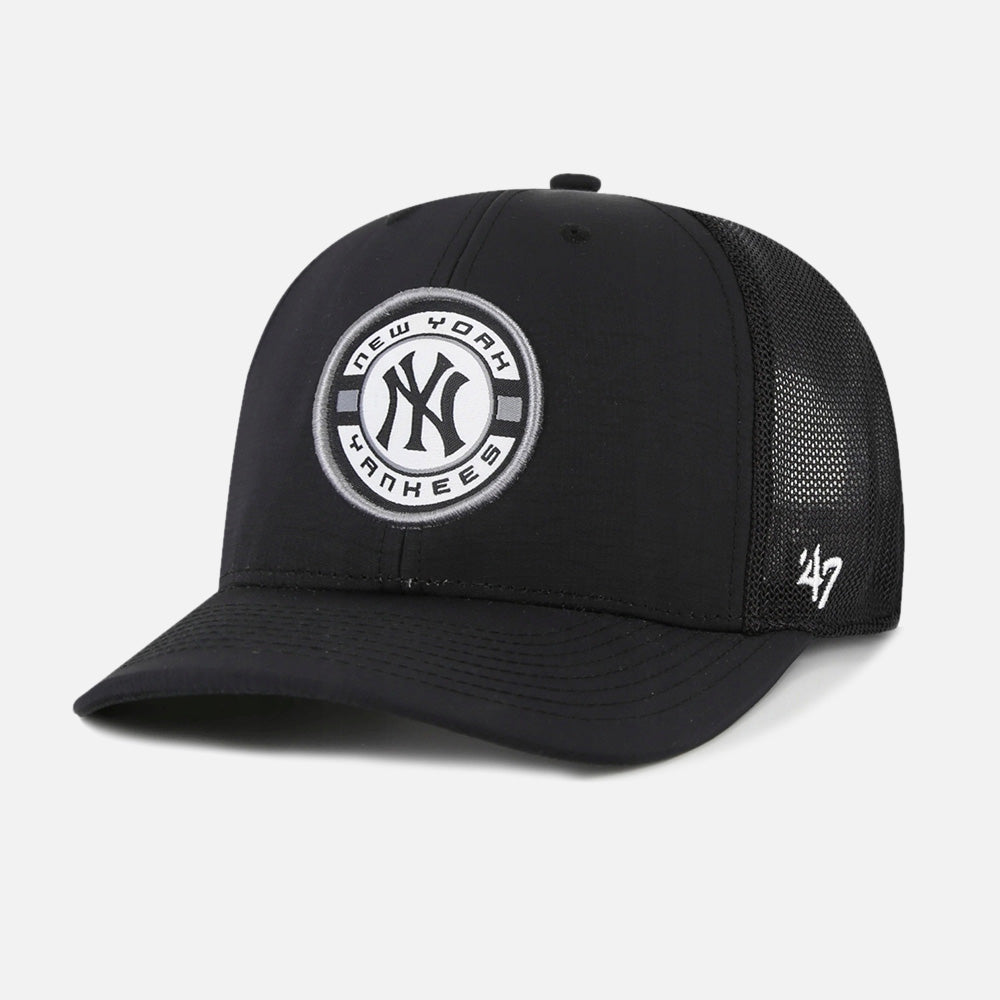 MLB New York Yankees Strand Trucker Cap - Men