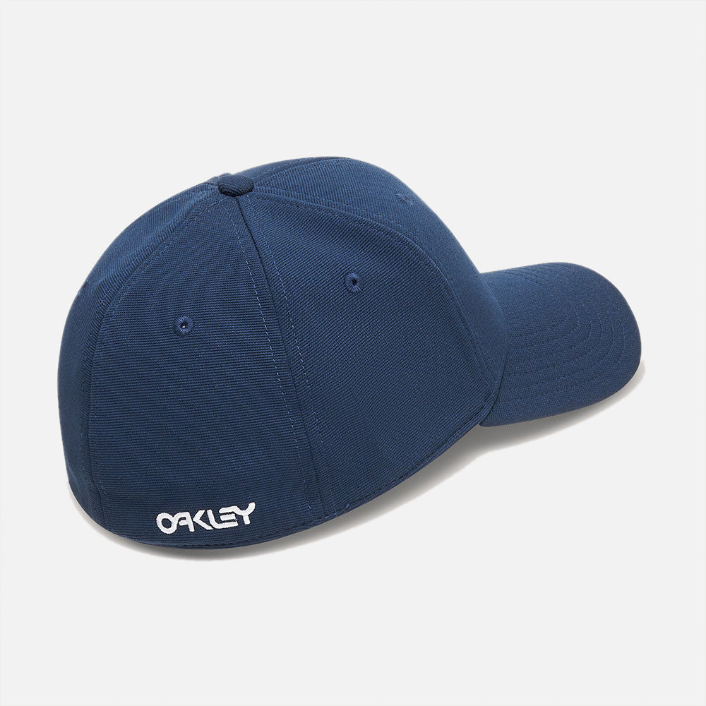 6 Panel Stretch Metallic Hat - Men