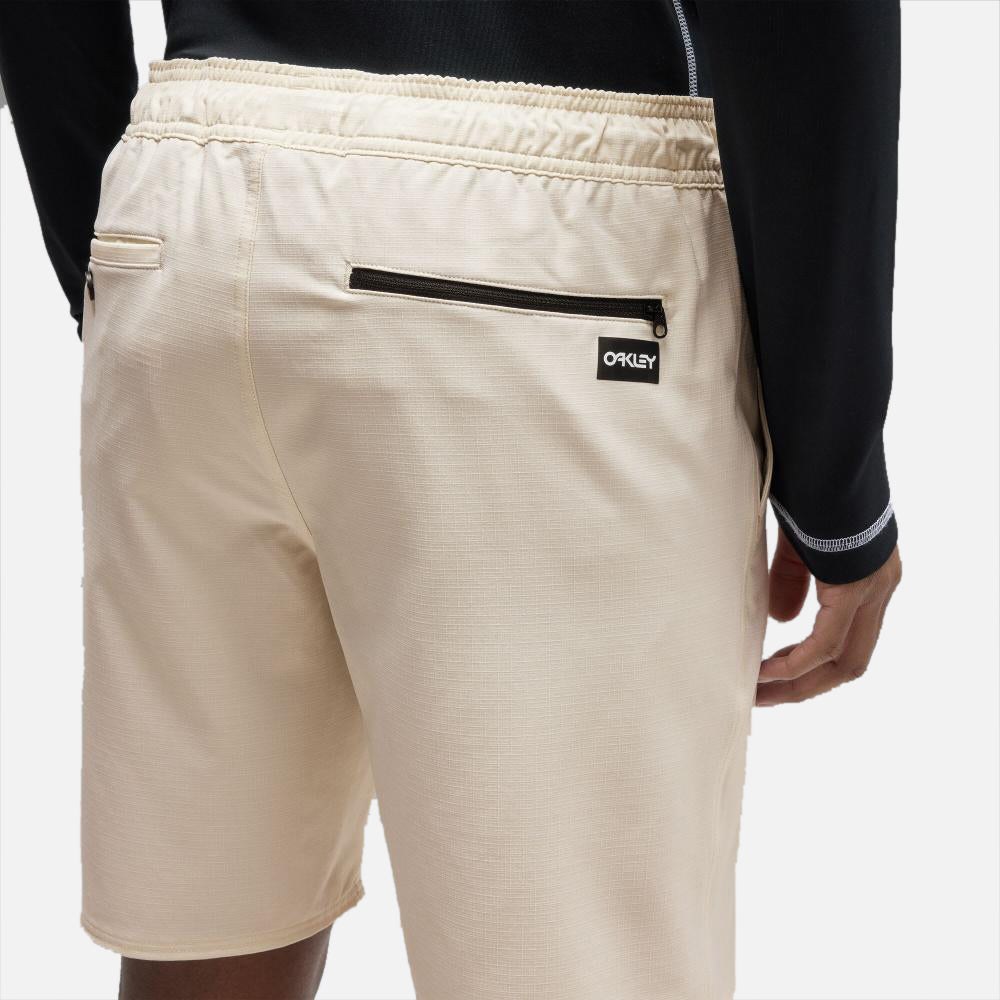Transport Hybrid Packable Short - Men