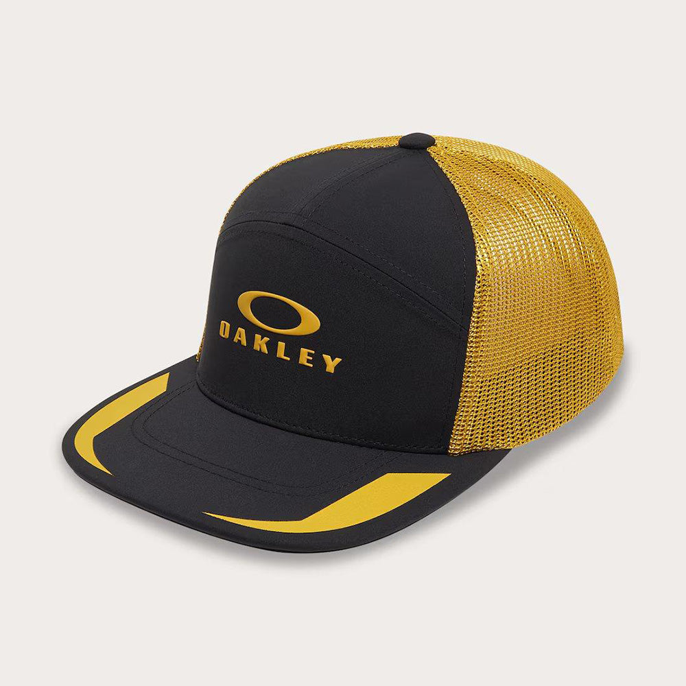 Podium Trucker Hat - Men