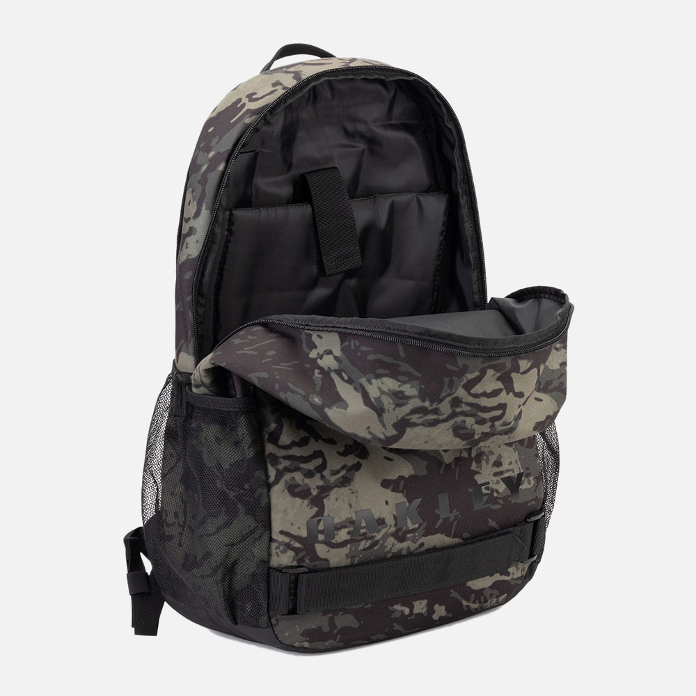 BTS 20L Backpack - Men