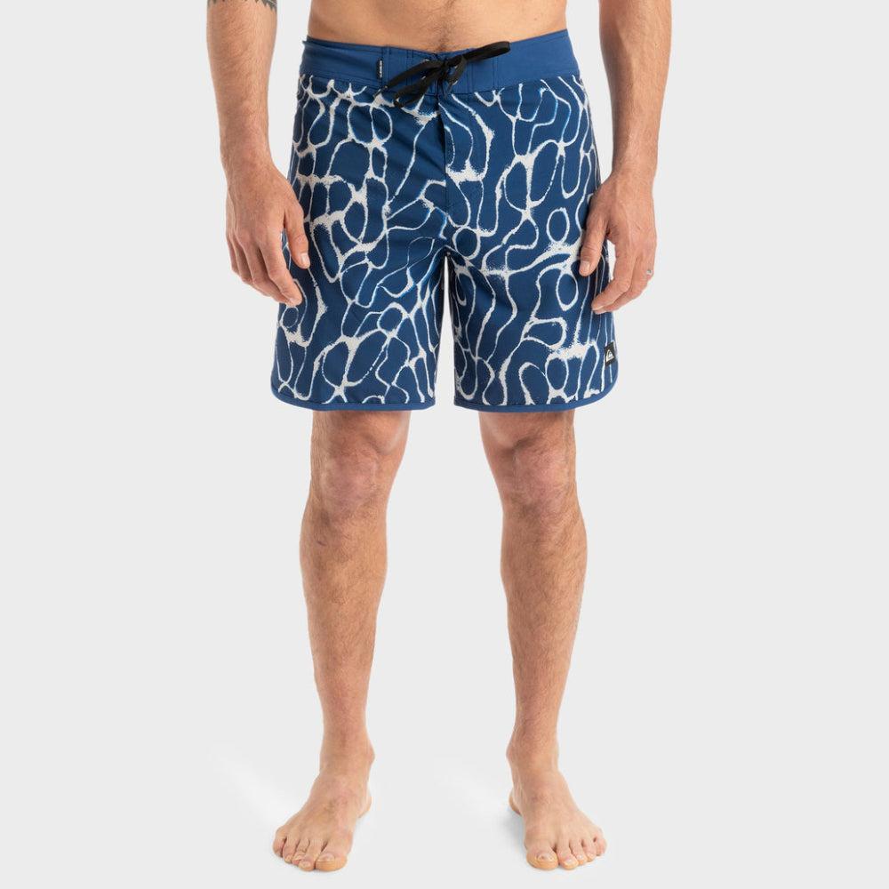 Surfsilk Scallop 18" Boardshorts - Men
