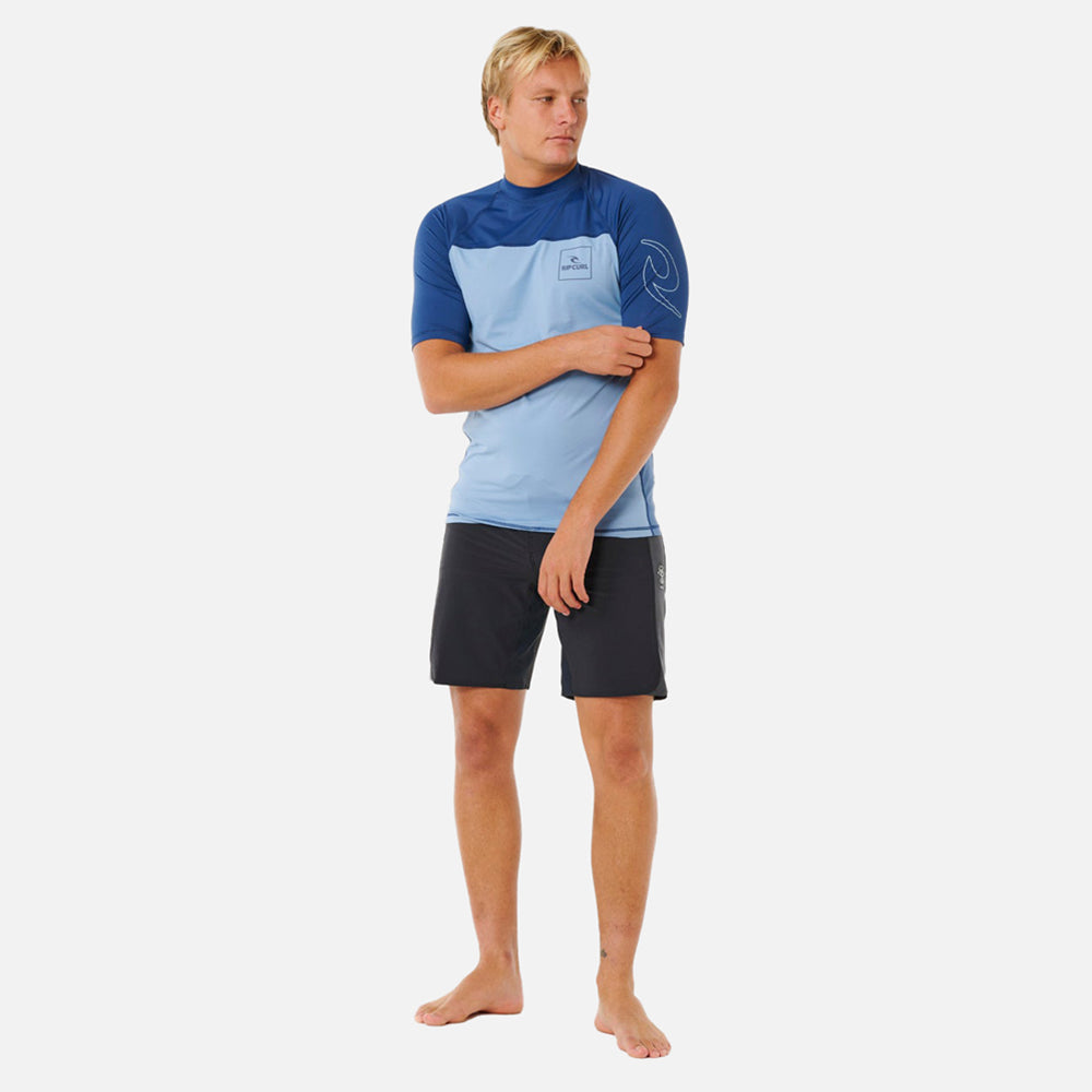 Drive UPF50 Short Sleeve Rash Vest - Men