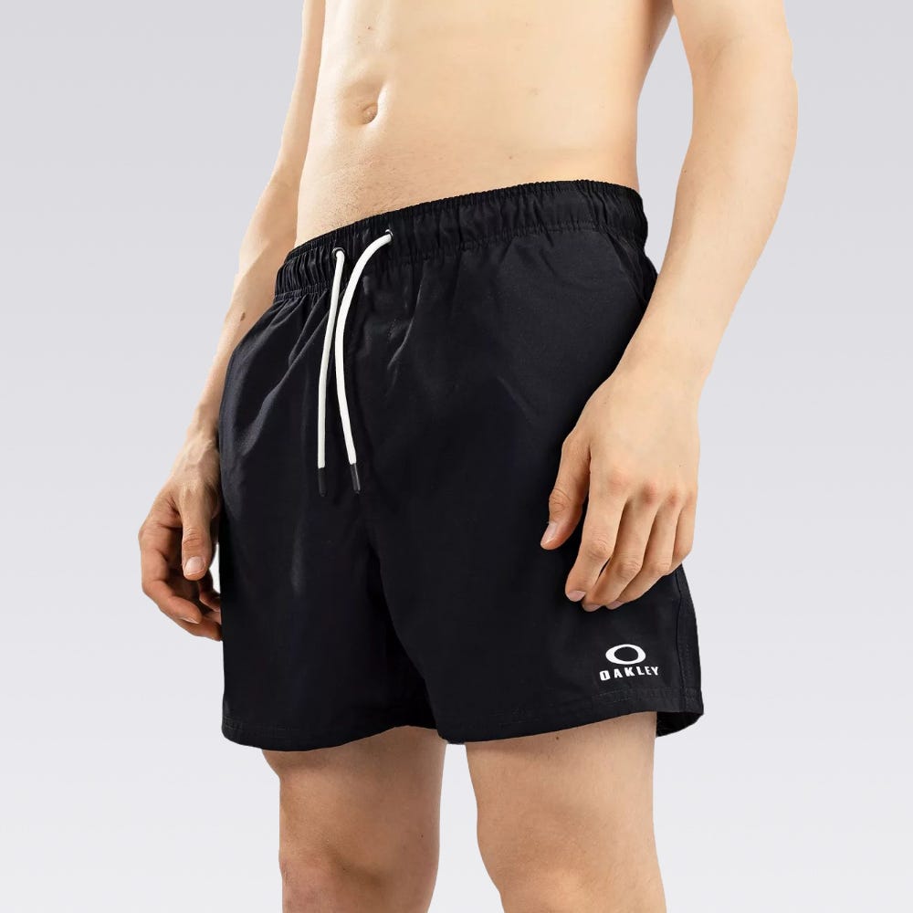 O01FOA404752-02E_02E_1