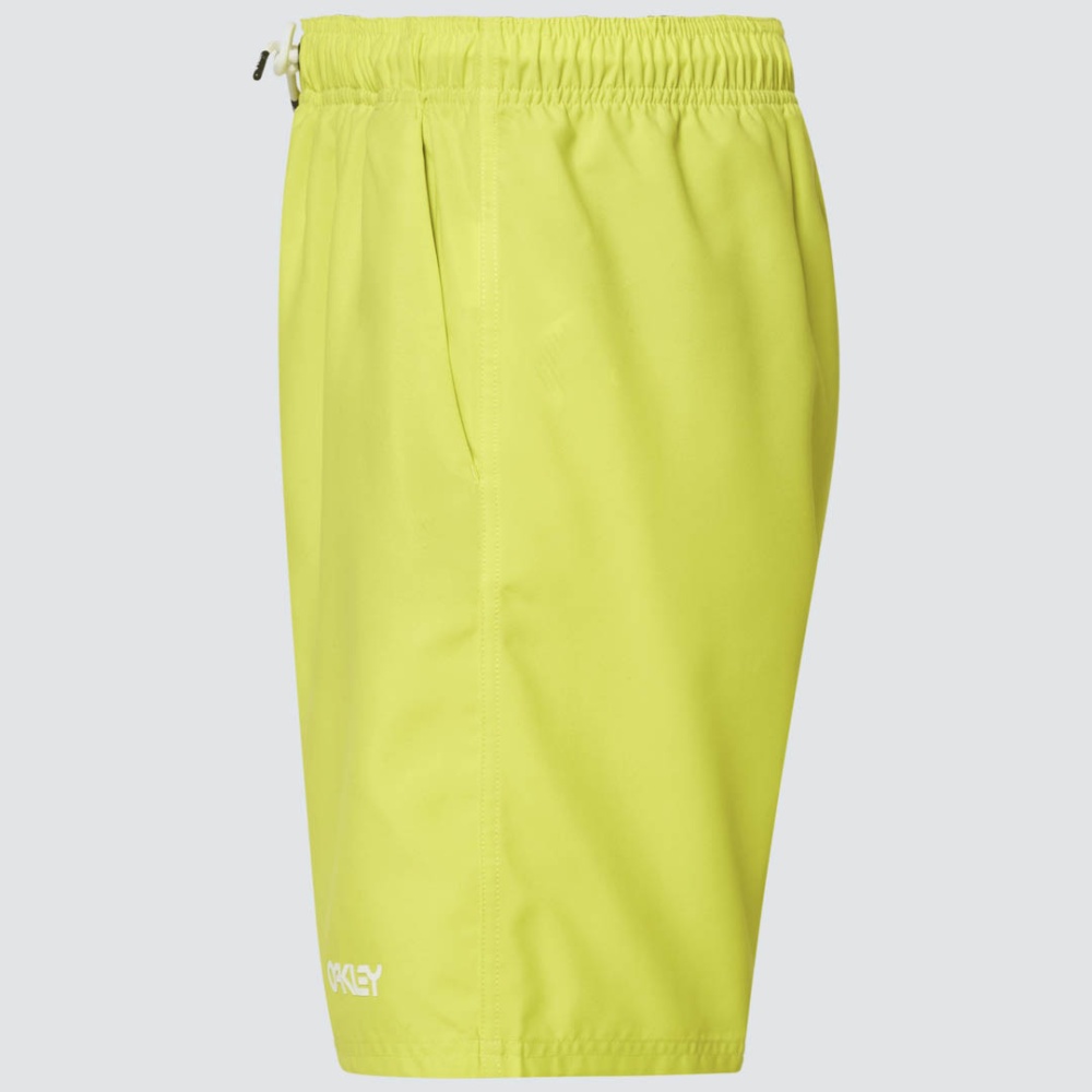 Oakley Beach Volley 18 Short in Sulphur
