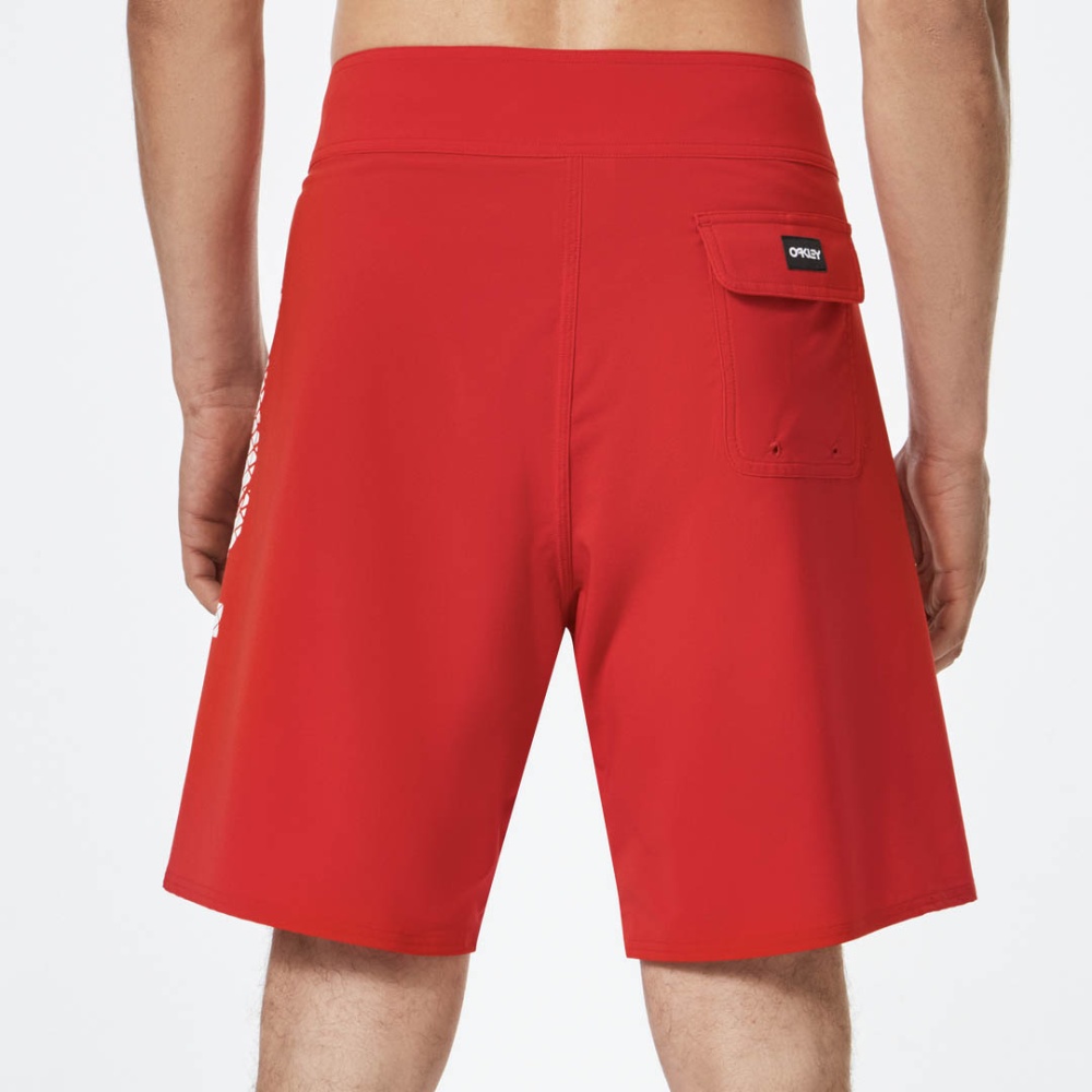 Oakley Sideways B1B 19" Boardshort in Red Line