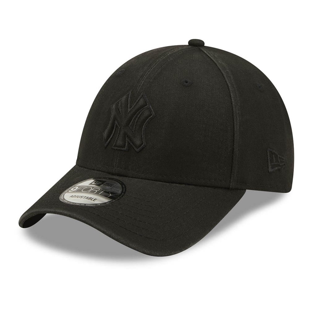 New Era New York Yankees Raised Logo Black 9FORTY Cap