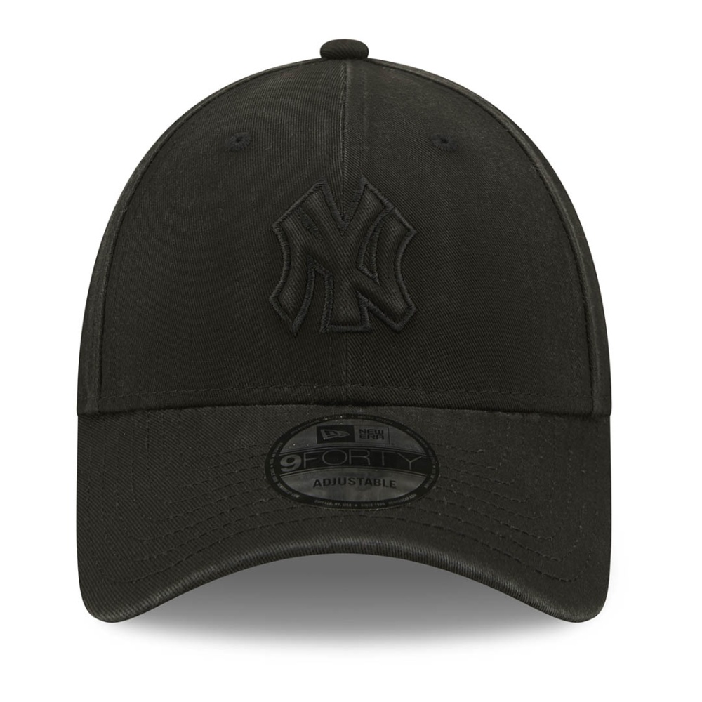 New Era New York Yankees Raised Logo Black 9FORTY Cap