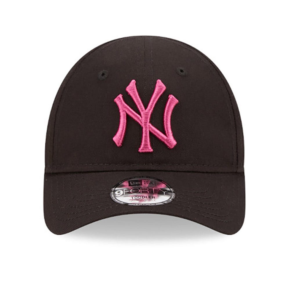 New Era New York Yankees League Essential Kids Black 9FORTY Adjustable Cap