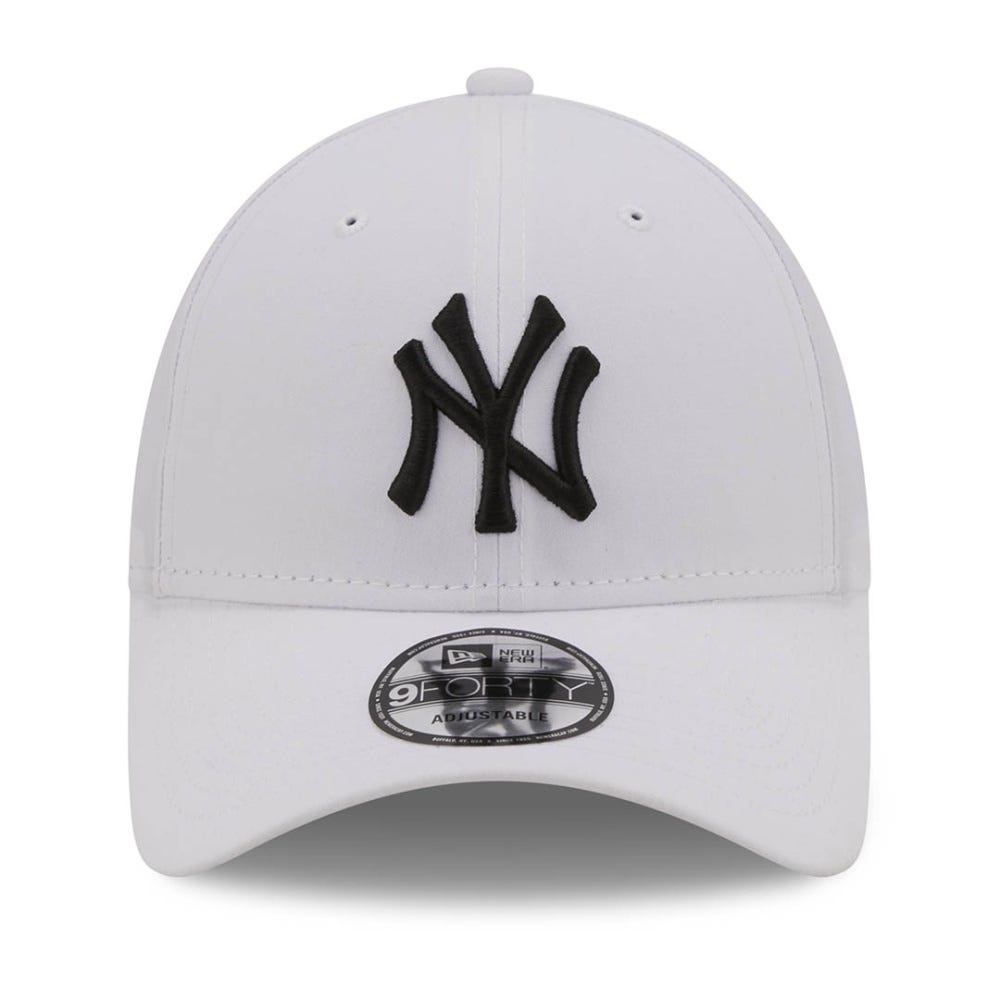 New Era New York Yankees Monochrome White 9FORTY Adjustable Cap