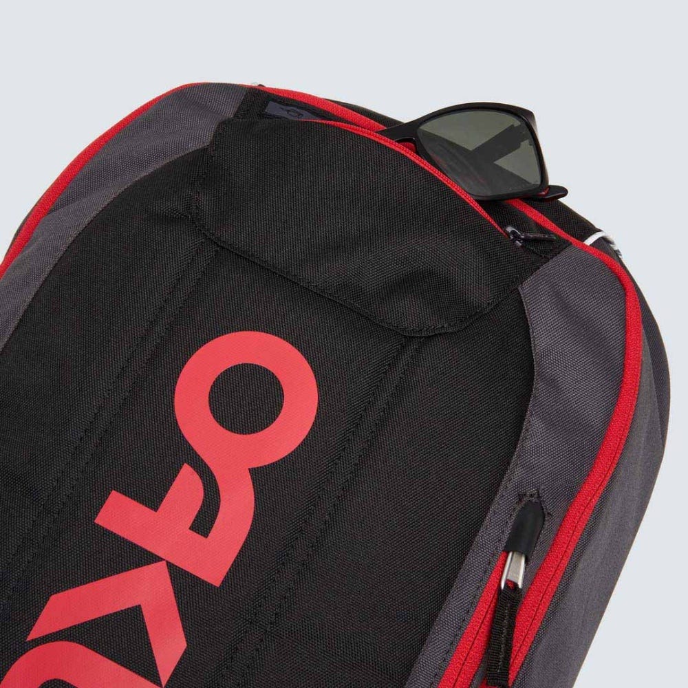 Oakley Enduro 20L 3.0 Backpack in Forged Iron/Redline