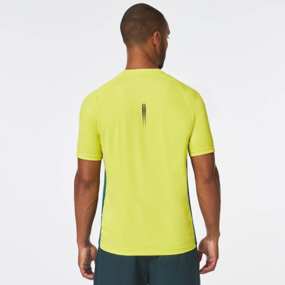 Oakley Performance SS T-Shirt in Sulphur