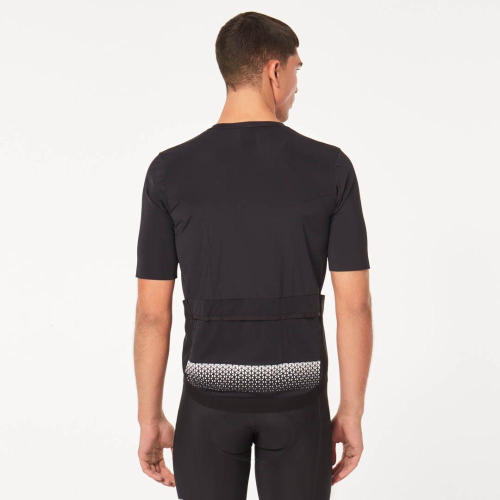 Oakley Point To Point Jersey for Cycling in Blackout
