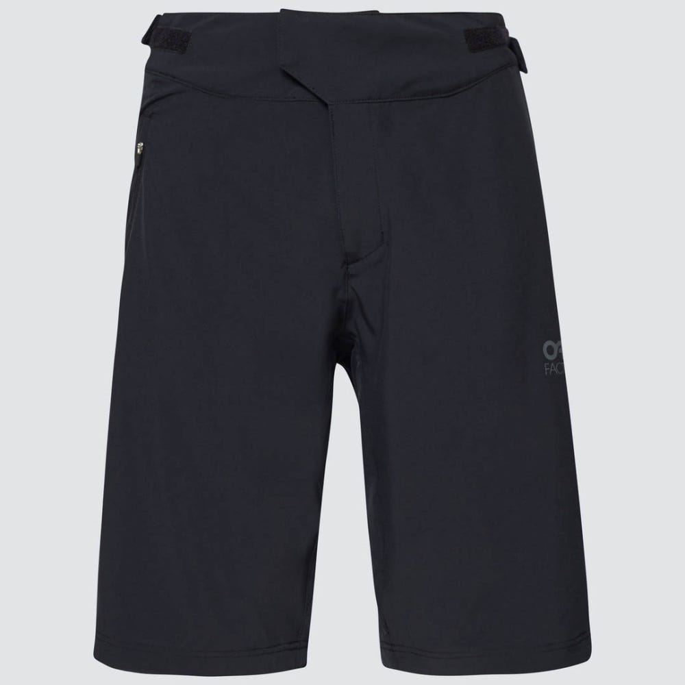 Oakley Factory Pilot Lite Short for Cycling in Blackout