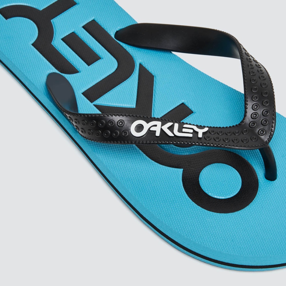 Oakley College Flip Flop in Bright Blue