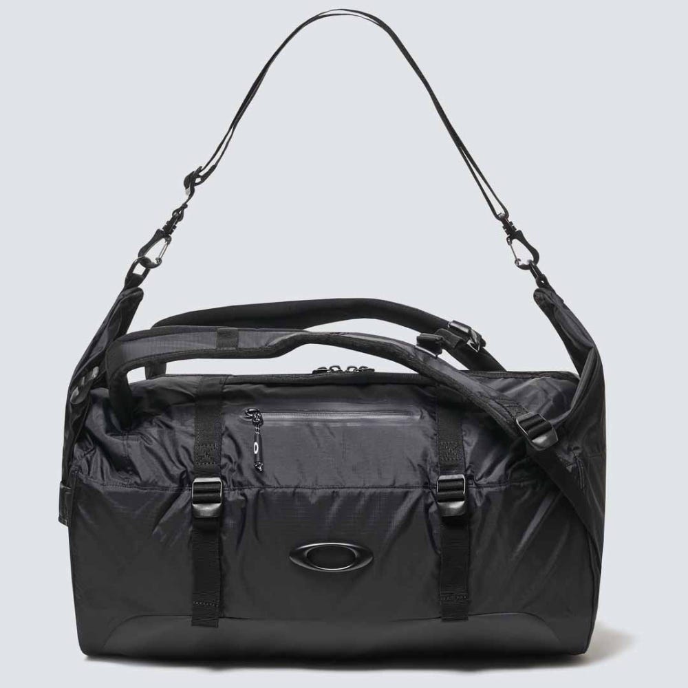 Oakley Outdoor Duffle Bag in Blackout
