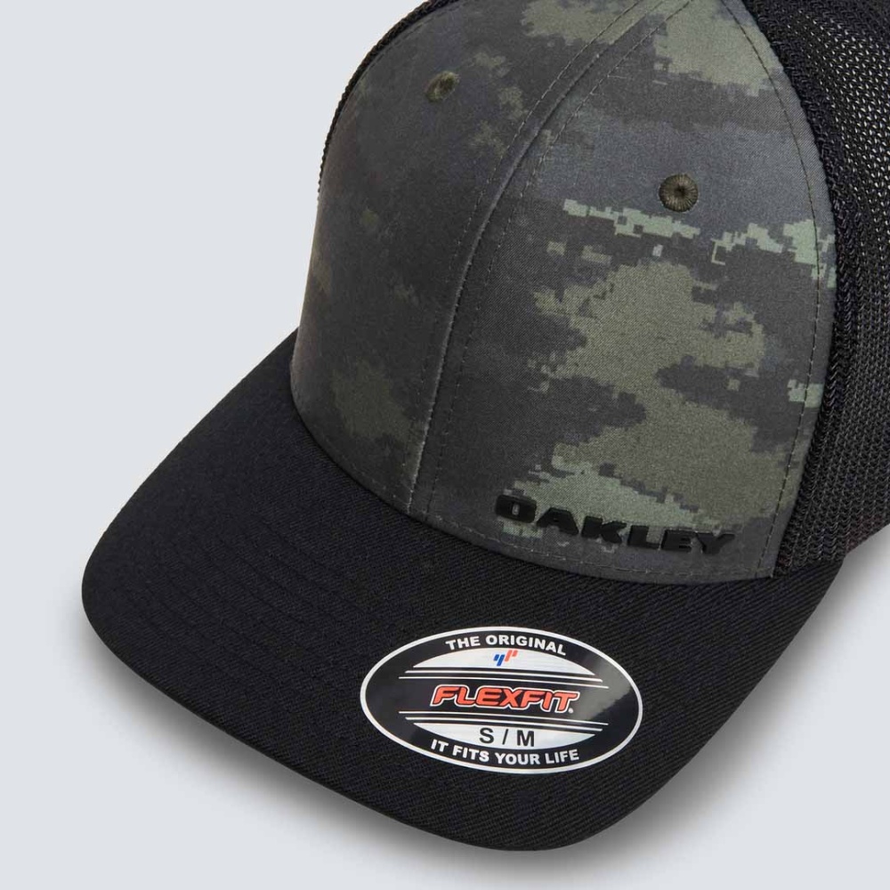 Oakley Oakley Trucker Cap in Green Brush Camo