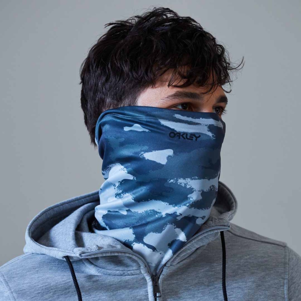 Oakley Neck Gaiter in Painted Grey Camo