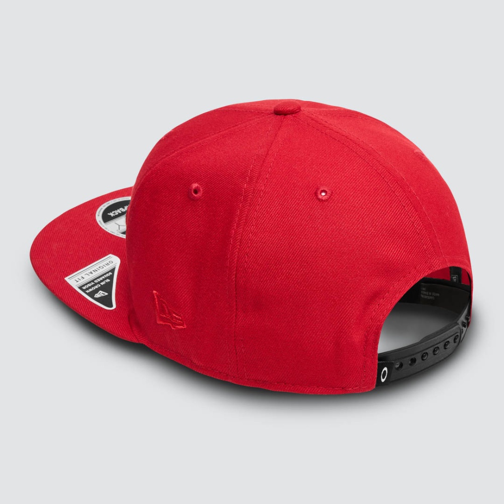 Oakley New Patch Cap in Red Line