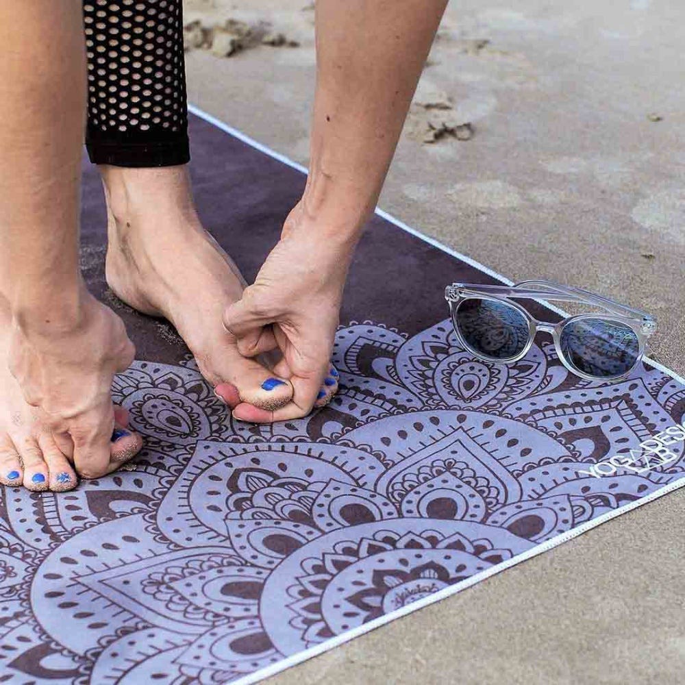 Yoga Design Lab Mat Yoga Towel in Mandala Black
