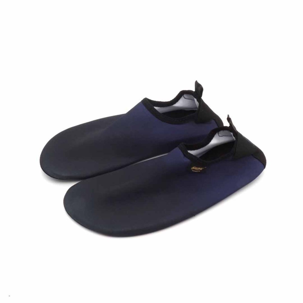 BeachyFeet Unisex Beach and Pool Shoes -  Mar Profundo in Blue