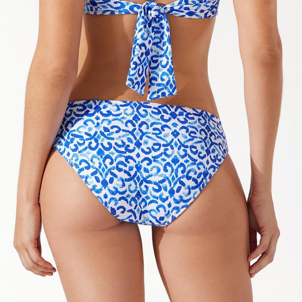 Tommy Bahama Scrolls Reversible Shirred Hipster Bikini Bottoms in Beaming Blue Rev