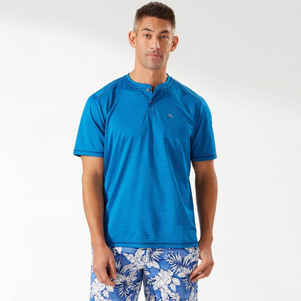 Tommy Bahama Wave Crest IslandZone® Henley T-Shirt in Dark Blue Muse