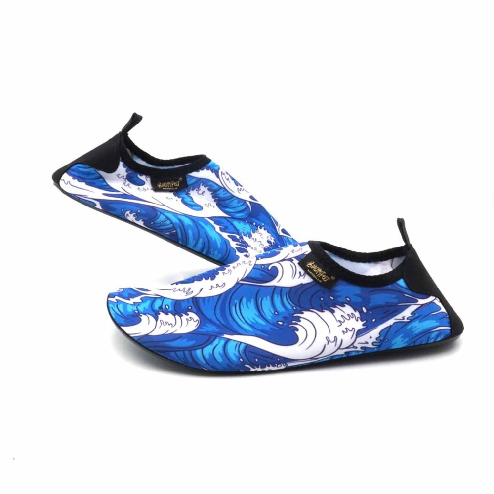 BeachyFeet Mens Beach and Pool Shoes - Vida Marina in Blue
