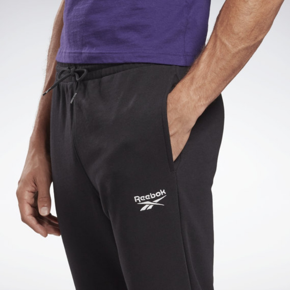 Reebok Identity Joggers In Black