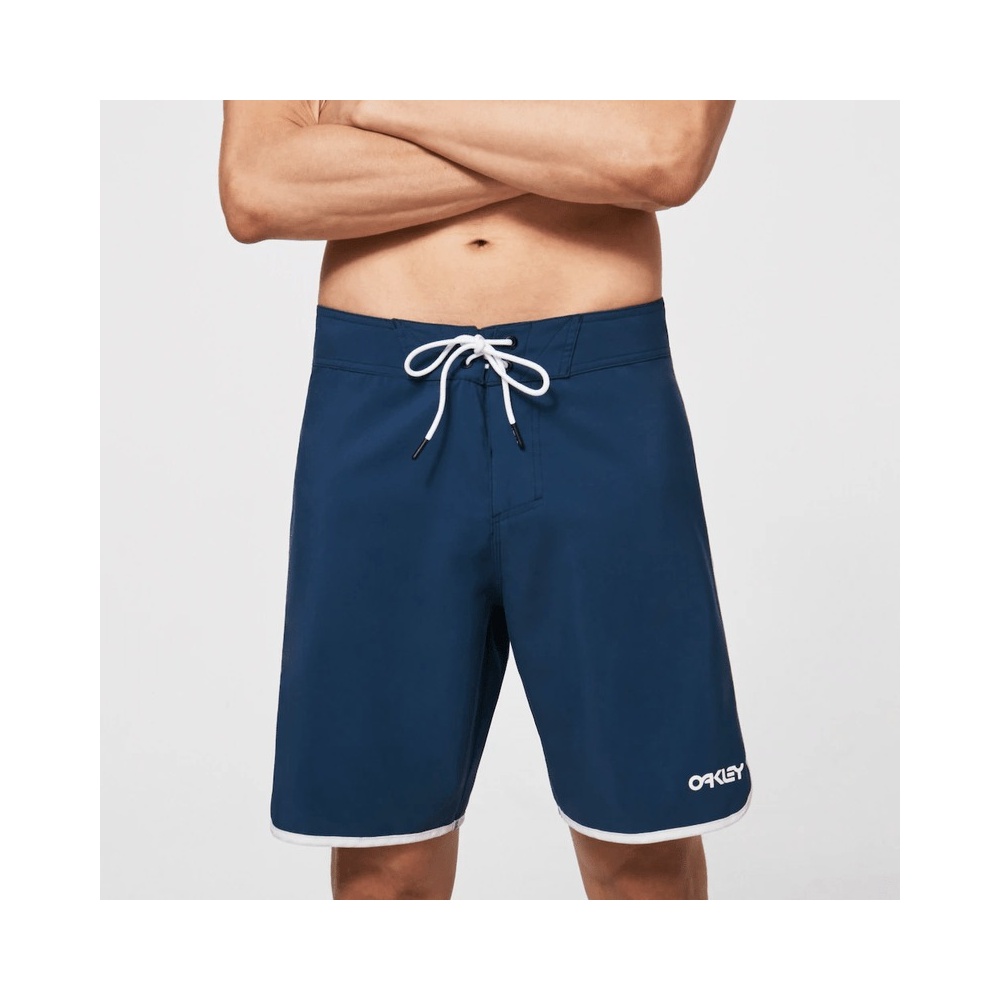 Oakley  Solid Crest 19 Boardshort In Poseidon