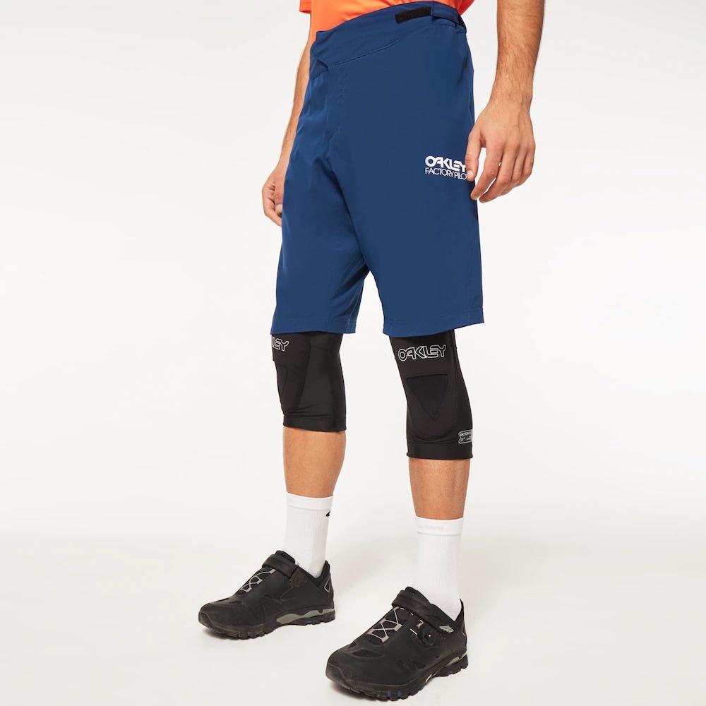 Oakley Factory Pilot Lite Short In Poseidon