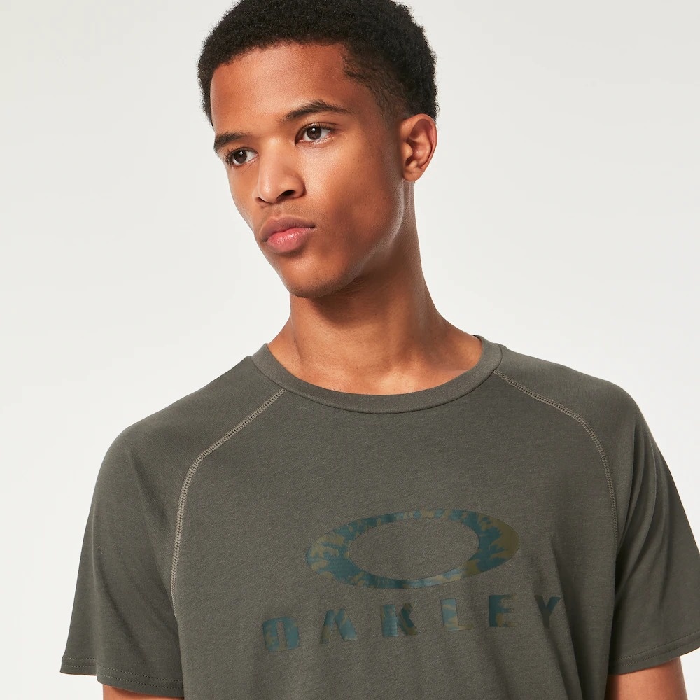 Oakley Wanderlust Ss Tee In New Dark Brush