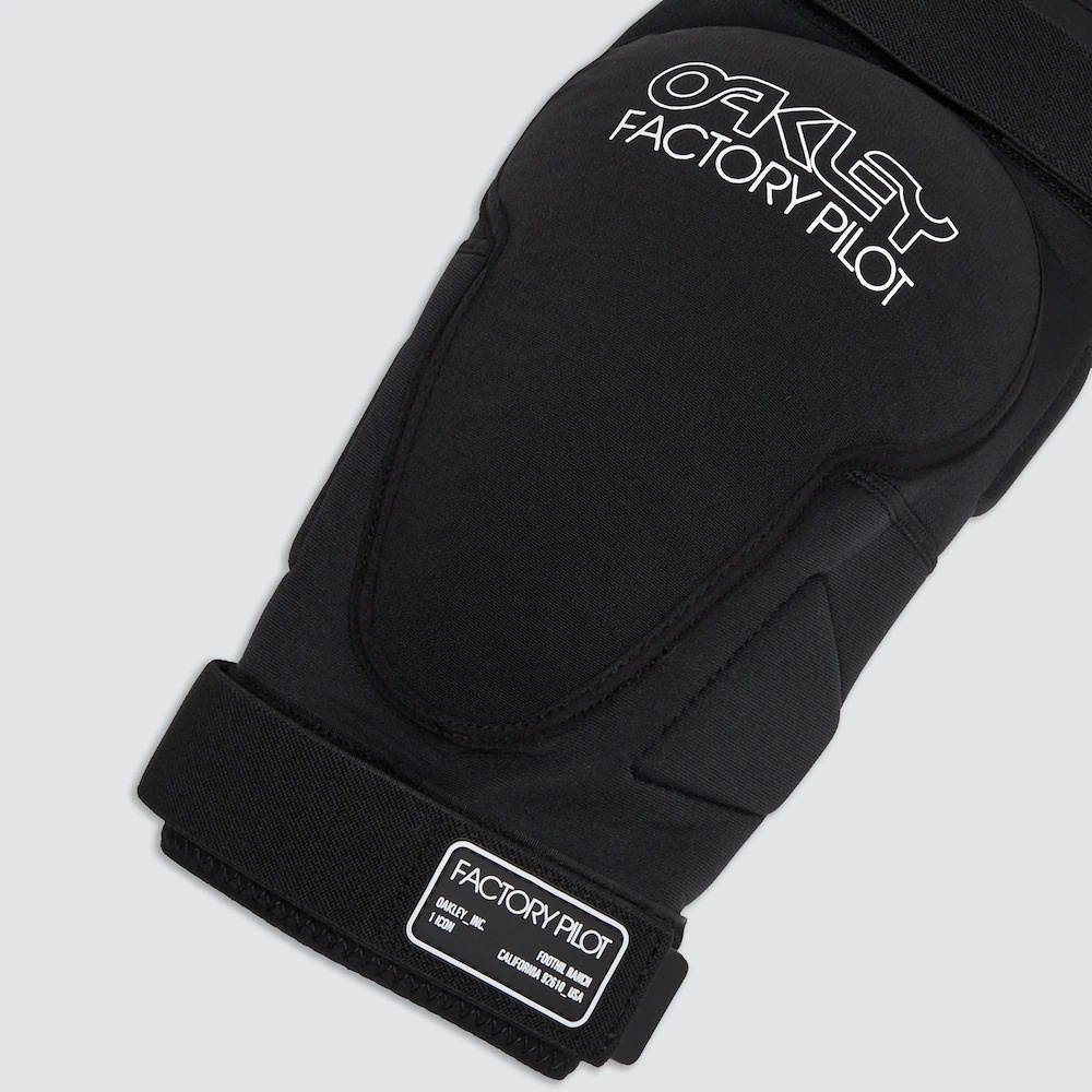 Oakley Drop In Rz-Labs Knee Guard In Blackout